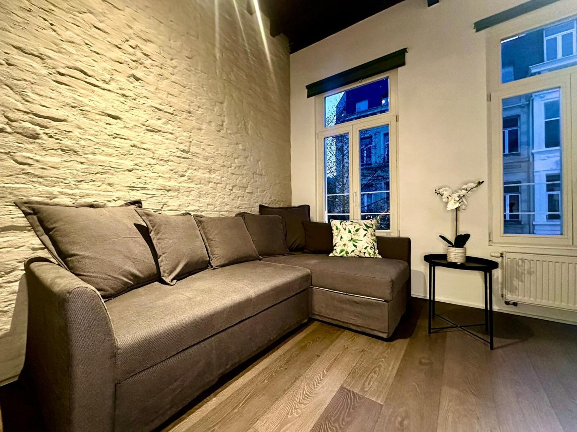 Luxury Suites Princess By Rikas Hotels Antwerpen Exterior foto