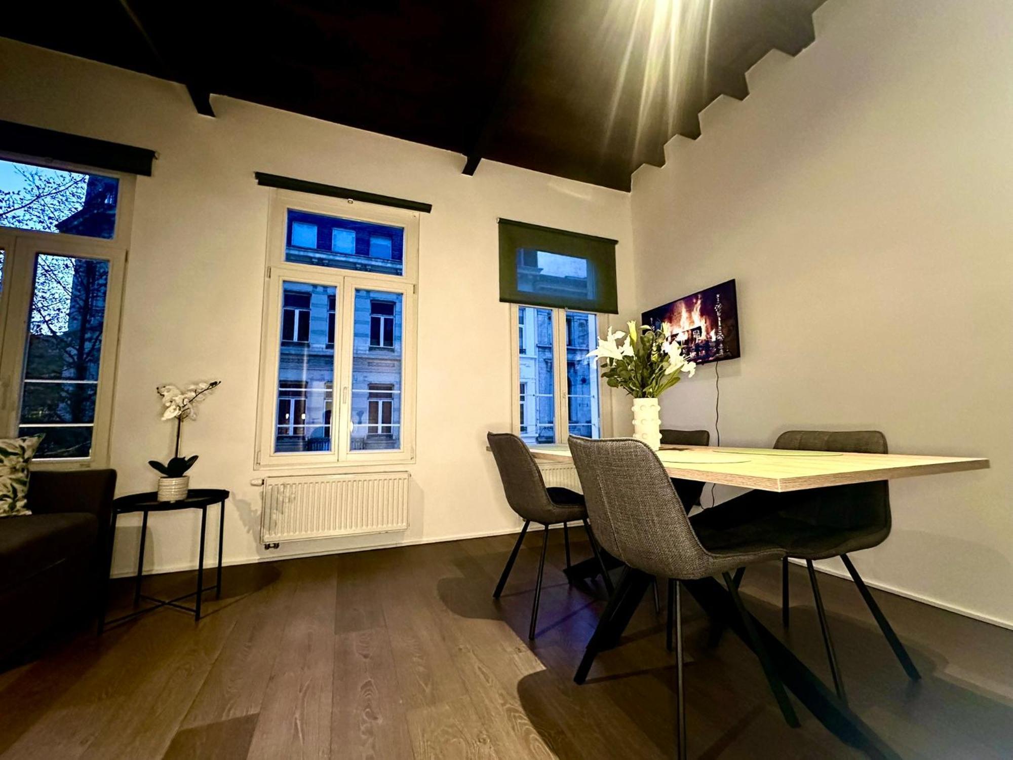 Luxury Suites Princess By Rikas Hotels Antwerpen Exterior foto